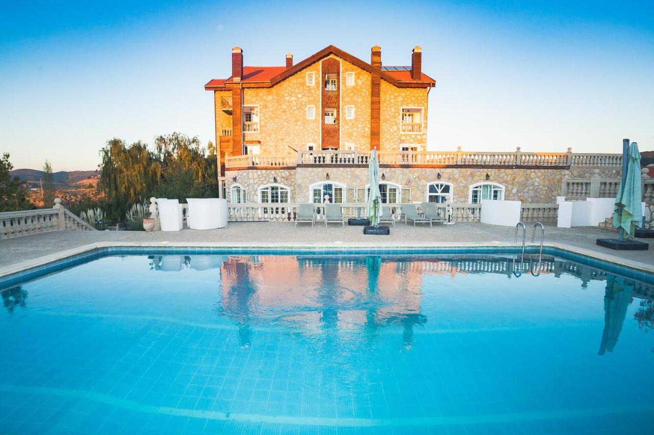 Hotel Le Palais Des Cerisiers Azrou Exterior foto